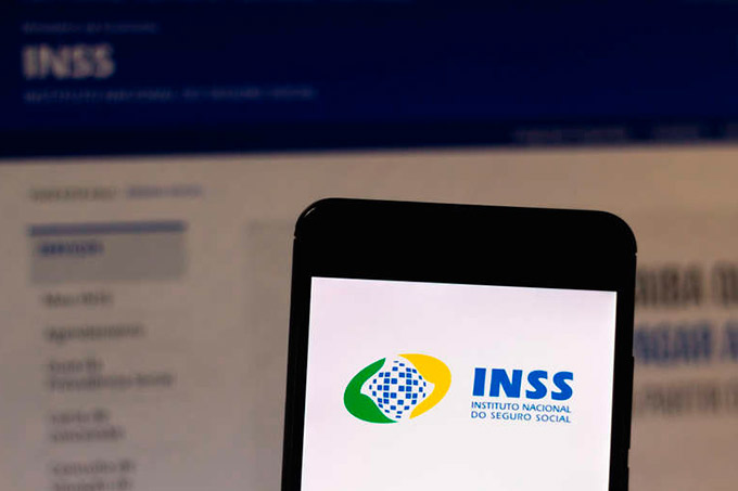 INSS antecipa pagamento de um salário mínimo de auxílio-doença