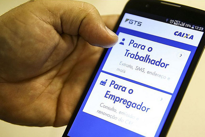 Governo libera saque de R$ 1.045 do FGTS por trabalhador a partir de junho