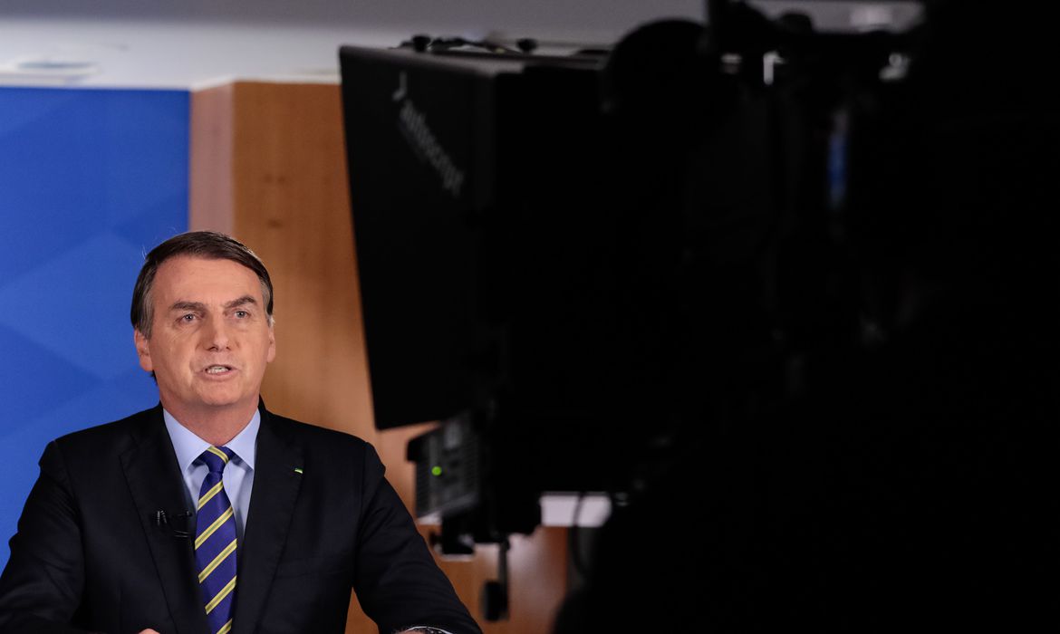 Brasil vai receber matéria-prima para hidroxicloroquina, diz Bolsonaro 