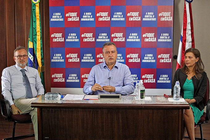 Rui envia projeto de lei à Alba para pagar alimentação a estudantes da rede pública