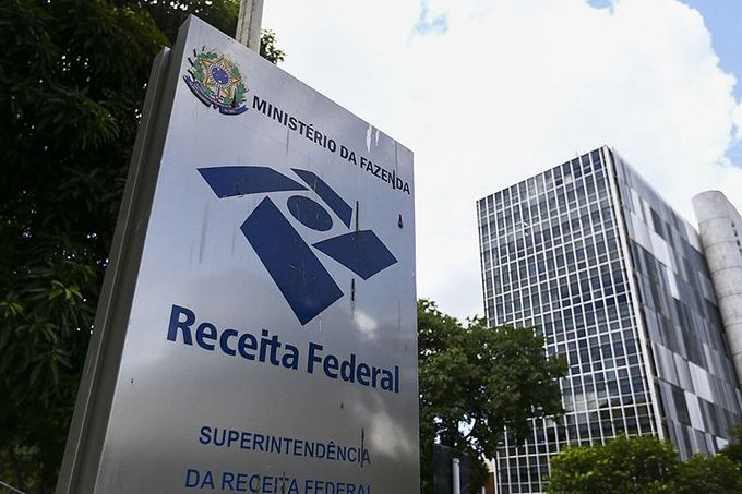 Receita regulariza CPFs com pendências para pagamento de auxílio