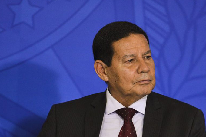 Mourão critica Mandetta: 'Não precisava dizer certas coisas'