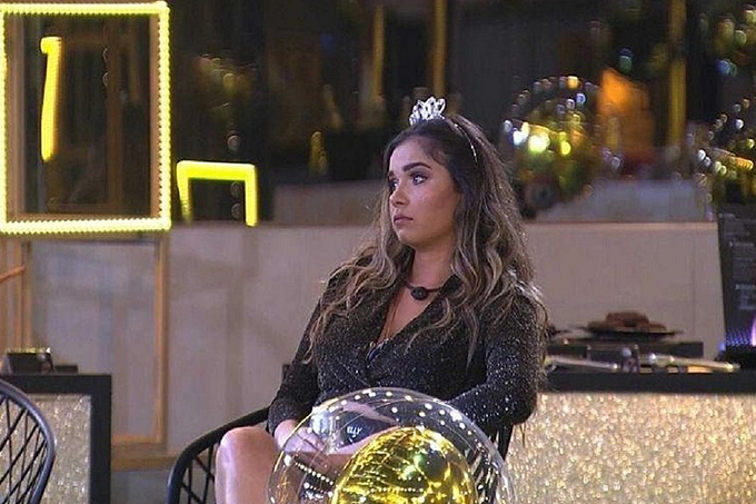 Multishow comete gafe e 'elimina' Gizelly antes do fim do paredão