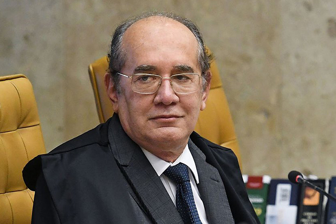 Gilmar Mendes suspende cobrança de tarifa sobre cheque especial