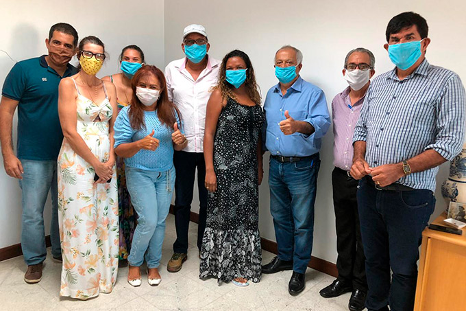 Pré-candidatos rompem com Andreia Xavier e fecham com Geraldo Requião