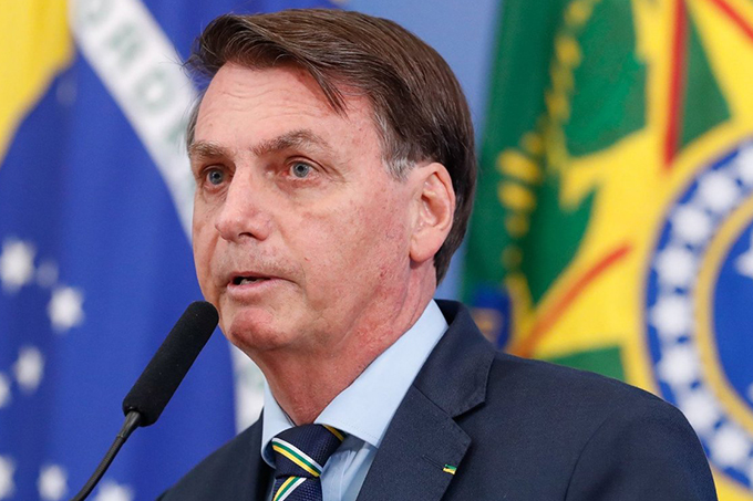 ‘Abrir comércio é risco que corro, porque se agravar, vem para o meu colo’, diz Bolsonaro