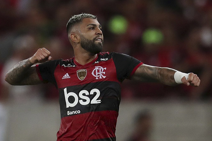 Flamengo libera marca para máscaras contra covid-19