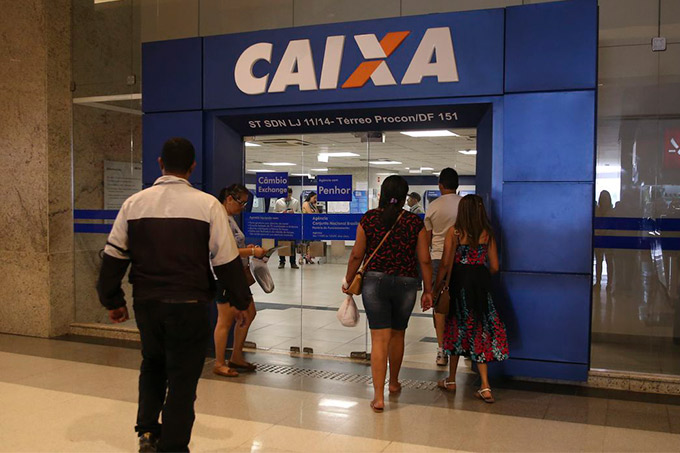 INSS começa a pagar hoje 13º salário de aposentados e pensionistas