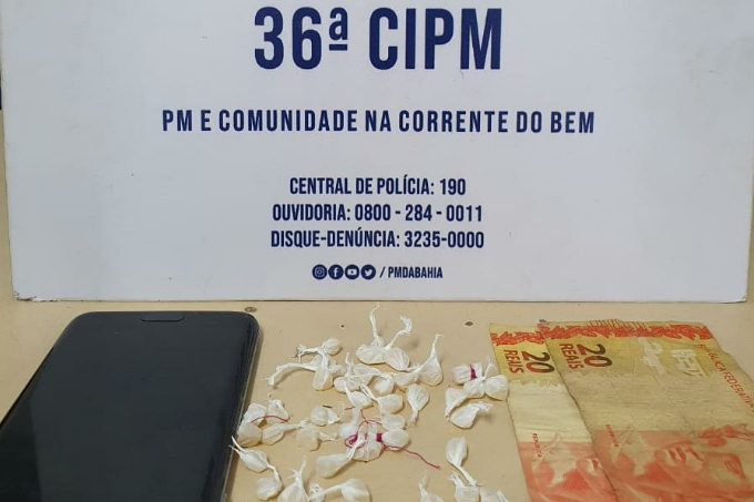 Homem é preso com 50 pedras de crack no Garcia d'Ávila