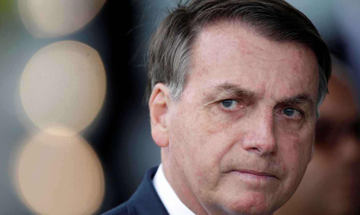 Bolsonaro diz que gostaria que brasileiros voltassem ao trabalho