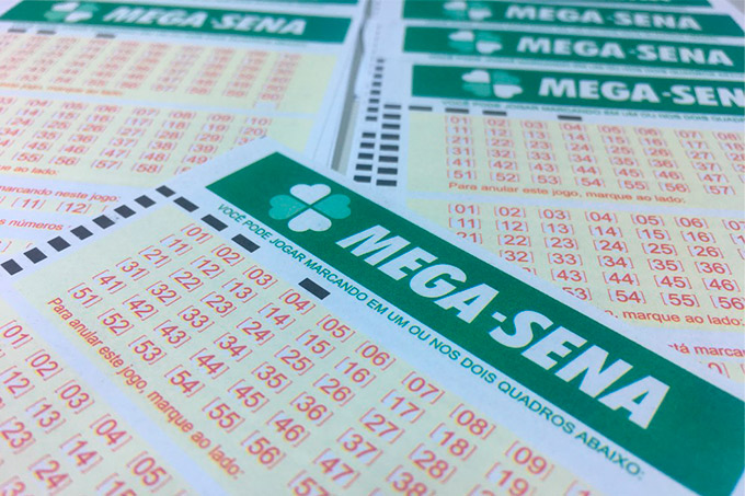 Mega-Sena acumula e próximo prêmio será de R$ 50 milhões