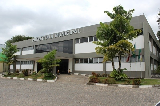 Prefeito confirma mais dois casos de Covid-19 em Mata de São João