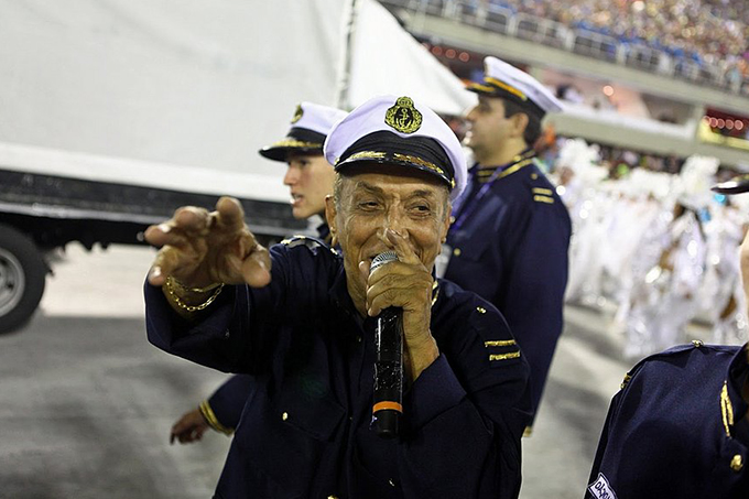 Morre o sambista David Corrêa, aos 82 anos, por coronavírus