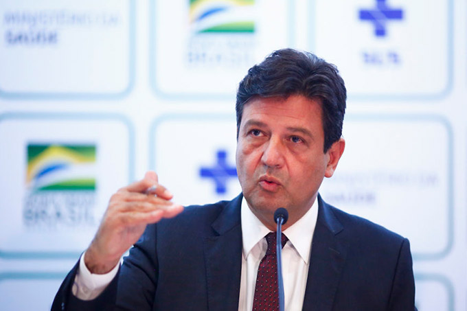 'Está apenas começando', diz Mandetta sobre surto de coronavírus no Brasil