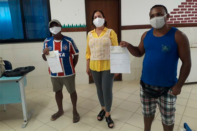 Mais 14 famílias do Barro Branco recebem benefícios eventuais