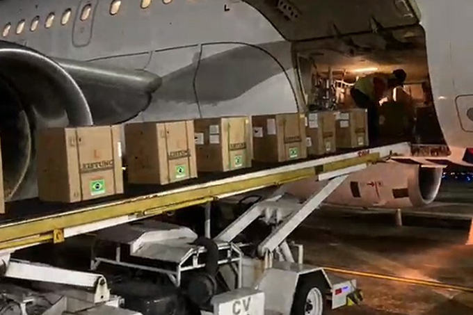 Bahia recebe 159 novos respiradores para equipar hospitais que tratam covid-19
