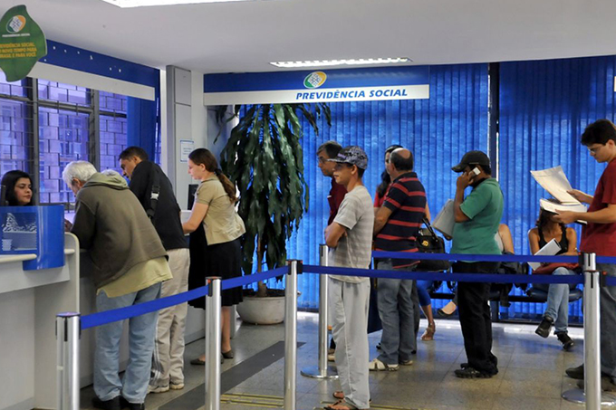 INSS paga segunda parcela do 13º a partir de segunda-feira