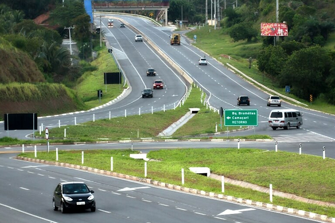 Praças de pedágio têm queda de 43,8% na movimentação em todo país
