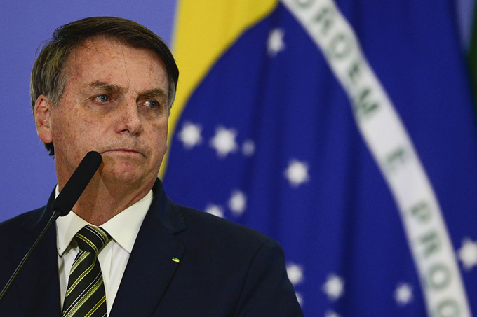 Bolsonaro se manifesta em rede social após liberação do vídeo