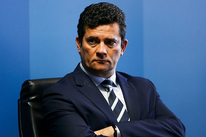 'A verdade foi dita, exposta em vídeo', afirma Moro após divulgação de reunião