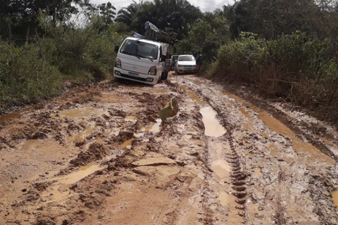 Motoristas enfrentam dificuldades ao trafegar pela BA-505