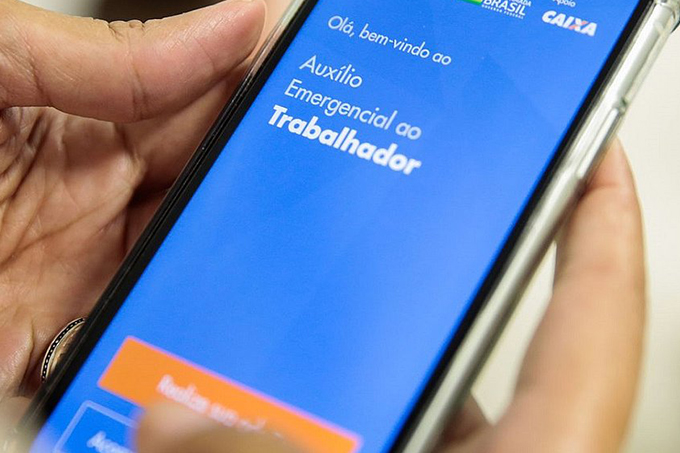  Mães menores de idade já podem pedir auxílio emergencial 