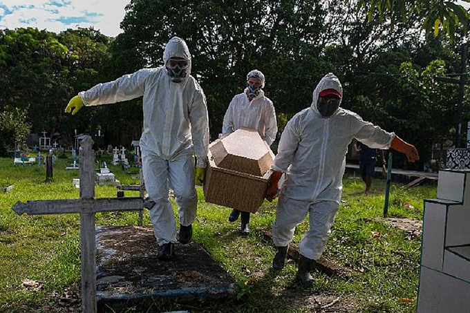 Brasil registra quase uma morte por minuto nas últimas 24h