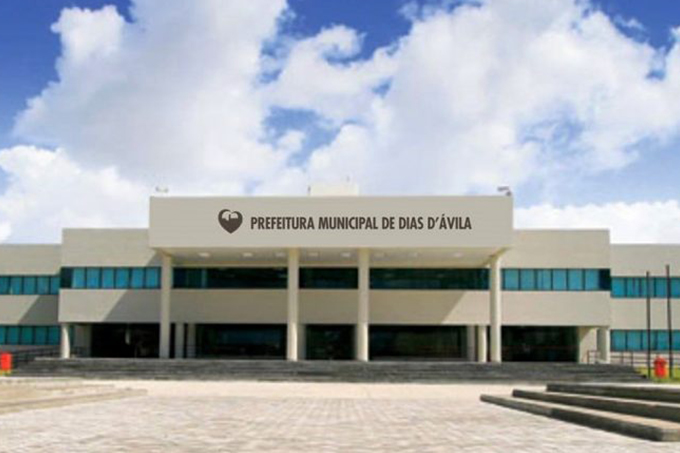 Prefeitura de Dias d’Ávila realiza entrega de Cadernos de Atividades até esta quarta