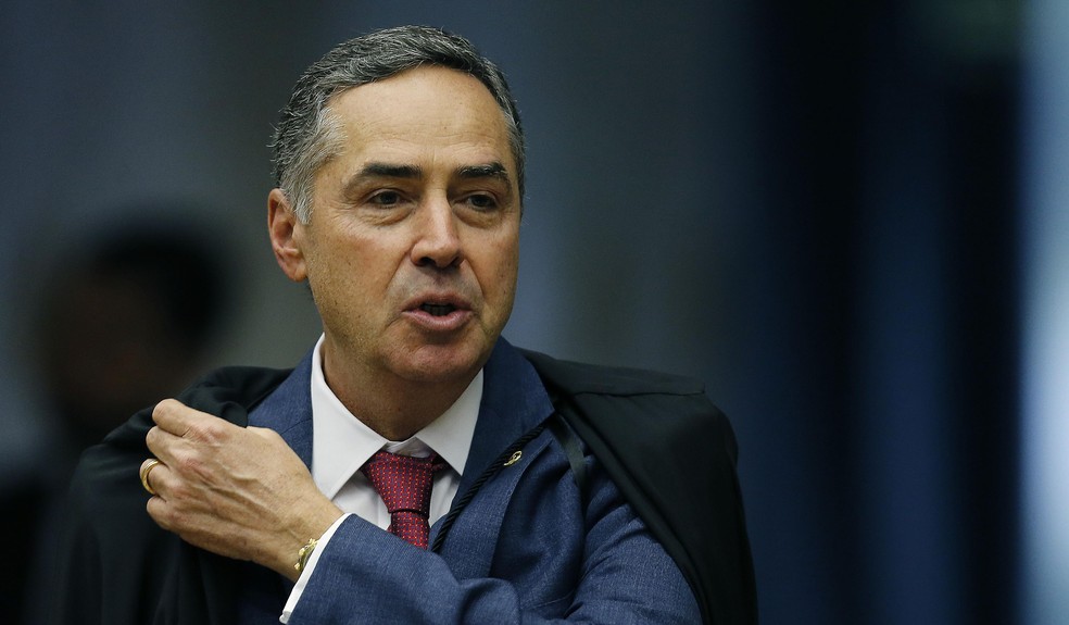 Presidente do TSE admite adiar eleições 
