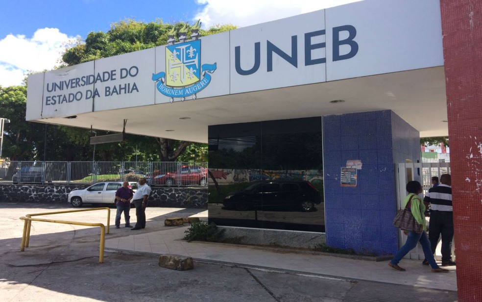 Uneb começa a montar protocolo para retomar aulas presenciais