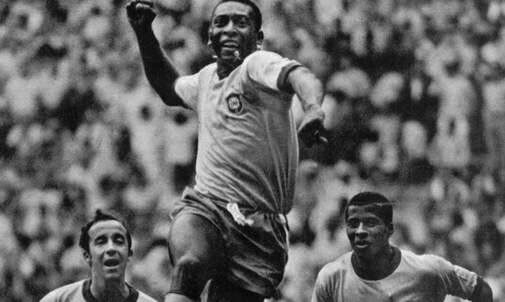 Há 50 anos, o Brasil encantava o mundo ao faturar o tricampeonato 