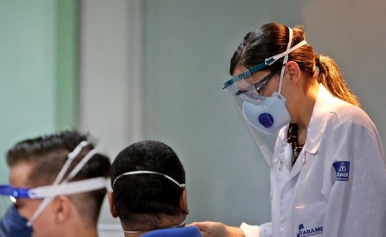Bahia registra quase 2 mil novos casos de coronavírus em 24h