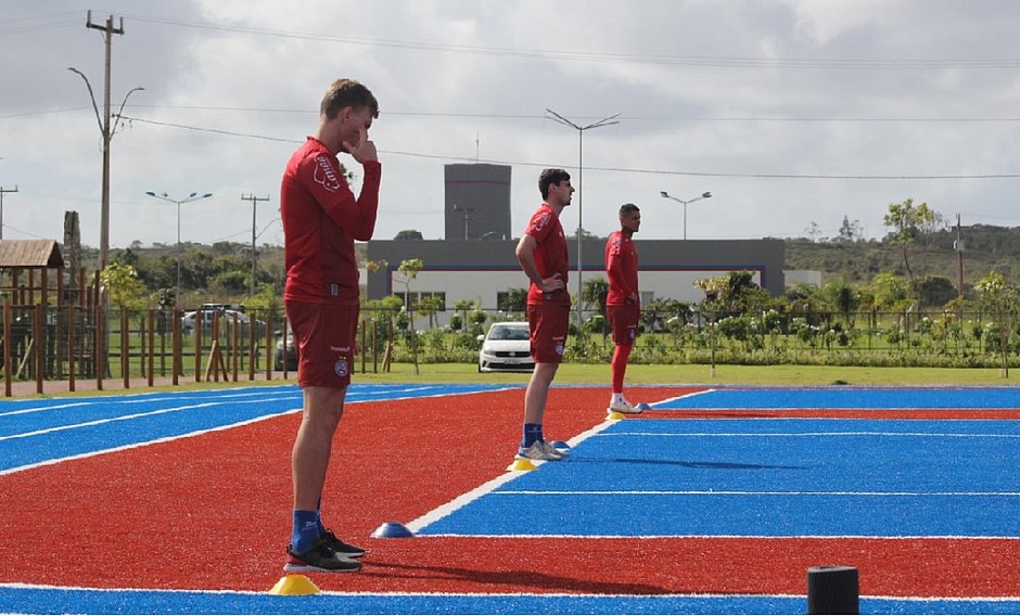 Preparador explica treino de goleiros na pandemia: 'Foco no jogo'
