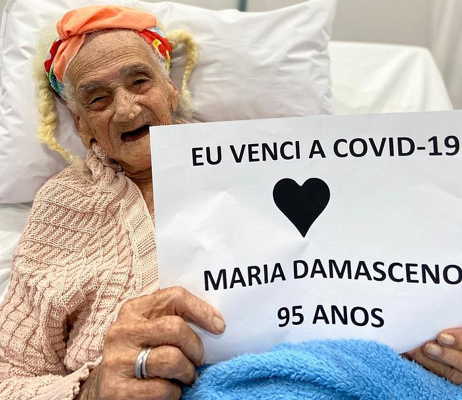 Moradora do Alto das Pombas, idosa de 95 anos tem alta após vencer a covid-19