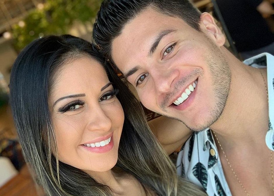'Abusador com cara de príncipe', diz Mayra Cardi após resposta de Arthur Aguiar