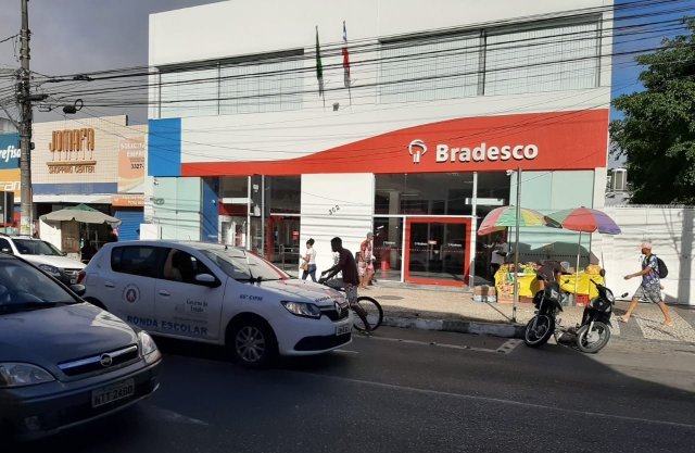 Mais de 40 funcionários de agências bancárias de Feira testaram positivo para Covid