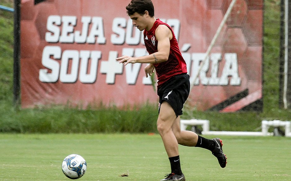 Vitória terá 'maratona' de jogos decisivos no retorno do futebol
