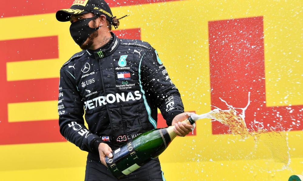 Hamilton vence GP da Estíria e mira em recorde de Schumacher 