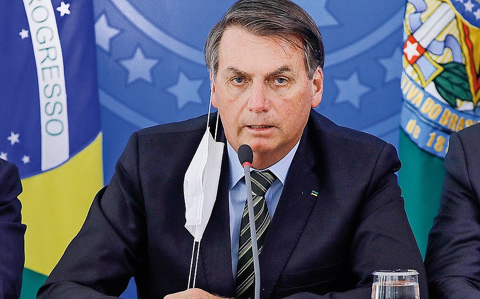 Sob pressão, Bolsonaro vai avaliar nomes para o Ministério da Saúde