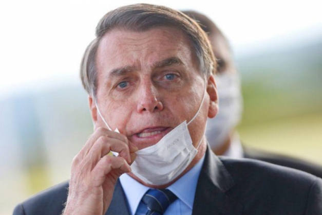 ‘Sabemos que não tem comprovação científica’, diz Bolsonaro sobre cloroquina