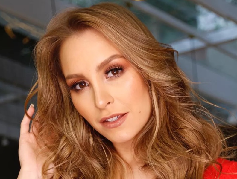 Carla Diaz descobre doença e chora: 'vou ter que fazer biópsia'