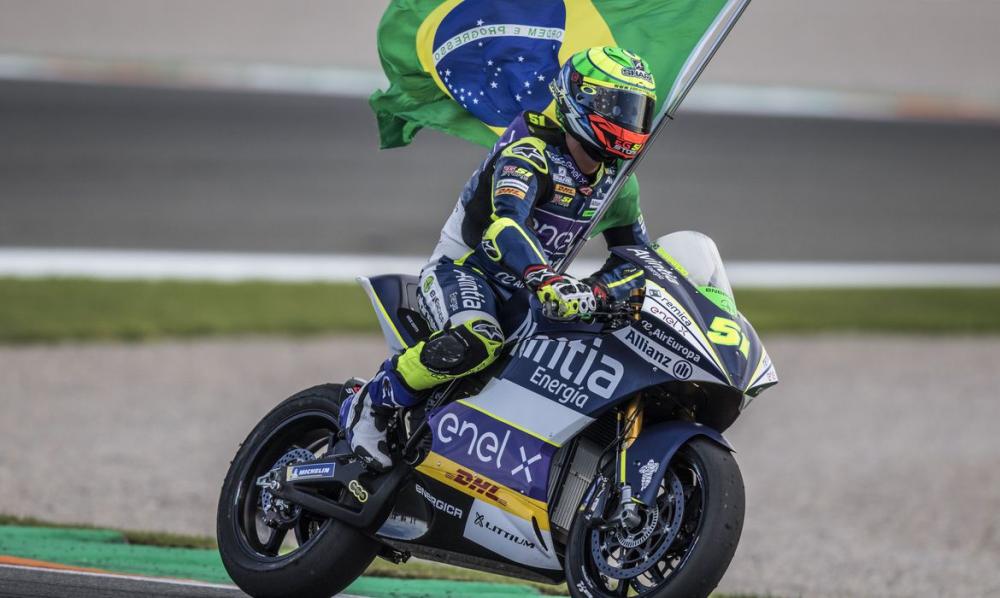 Brasileiro estreia com vitória na temporada 2020 do Mundial de MotoE 