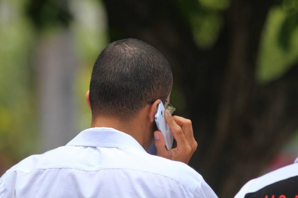 Claro, Tim Brasil e Vivo fazem oferta conjunta para comprar Oi celular
