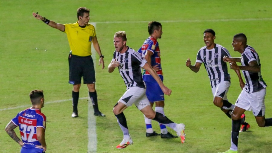 Ceará vence Fortaleza e classifica como primeiro finalista da Copa do Nordeste 2020