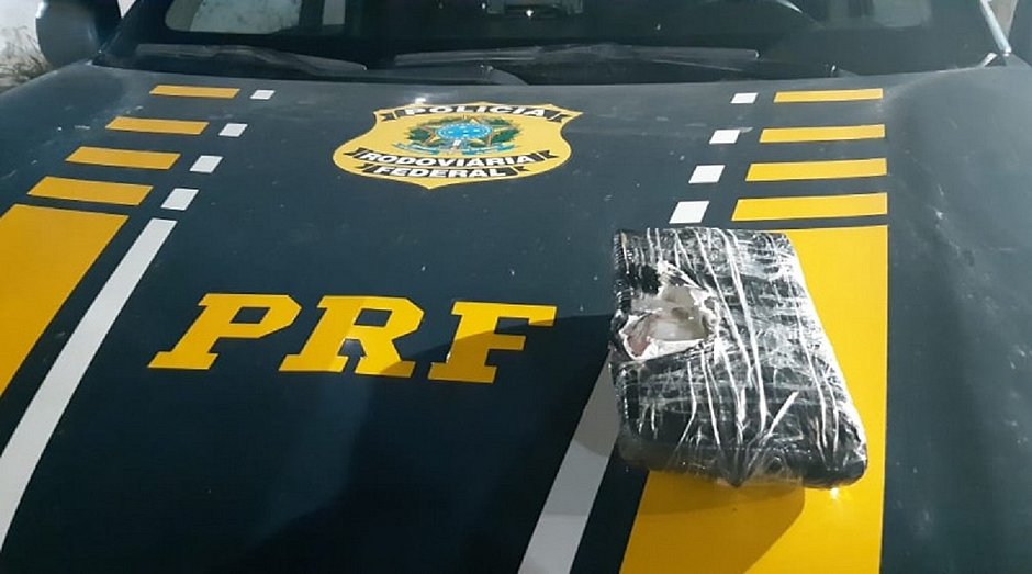 Com cocaína escondida no motor, taxista é preso por tráfico na BR-101