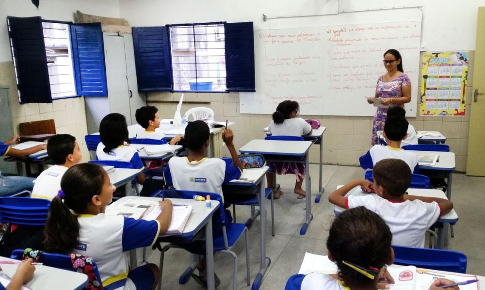 Escolas da rede estadual baiana terão 50Mb de internet
