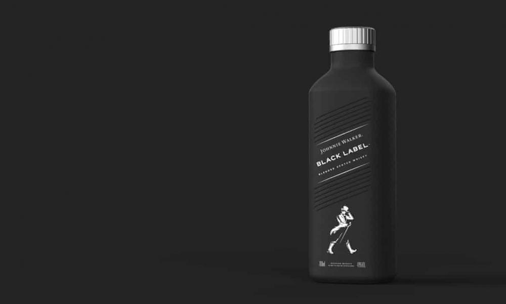 Uísque Johnnie Walker será vendido em garrafas de papel a partir de 2021