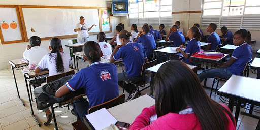 Bahia finaliza protocolo para reabertura de escolas, mas segue sem data para retorno