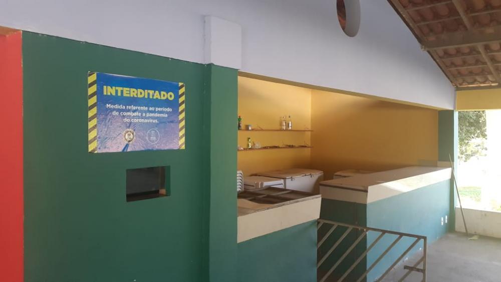 Bar é interditado após promover aglomeração no Sempre Verde