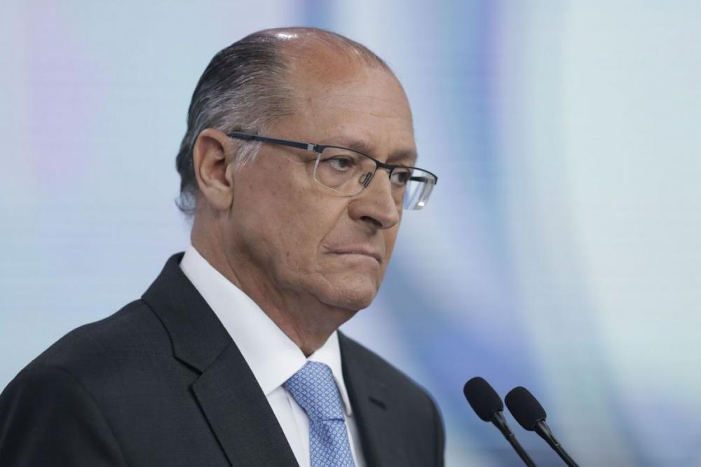 Justiça determina bloqueio de R$ 11,3 milhões em bens de Geraldo Alckmin